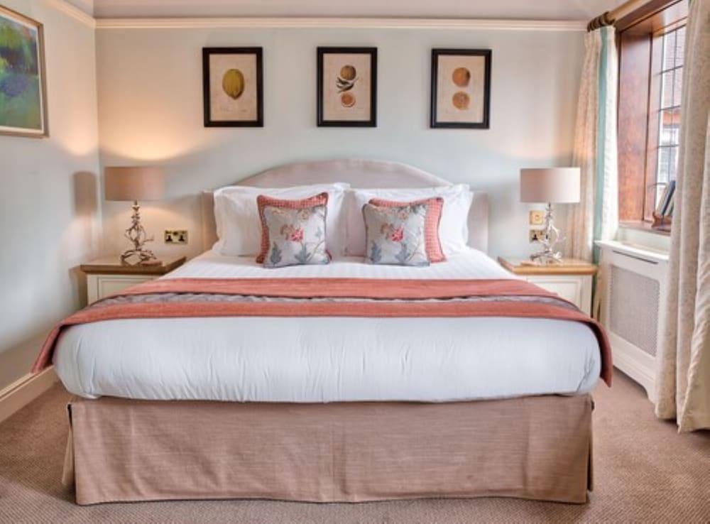 Feature, House, King Bed