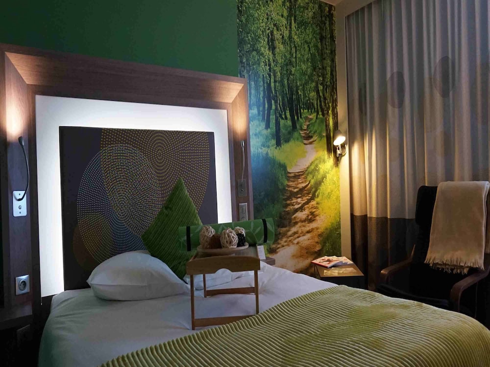 NOVOTEL LODZ CENTRUM 34/77