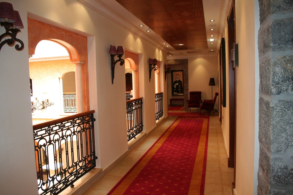 Hotel Palacio De La Magdalena 3/33