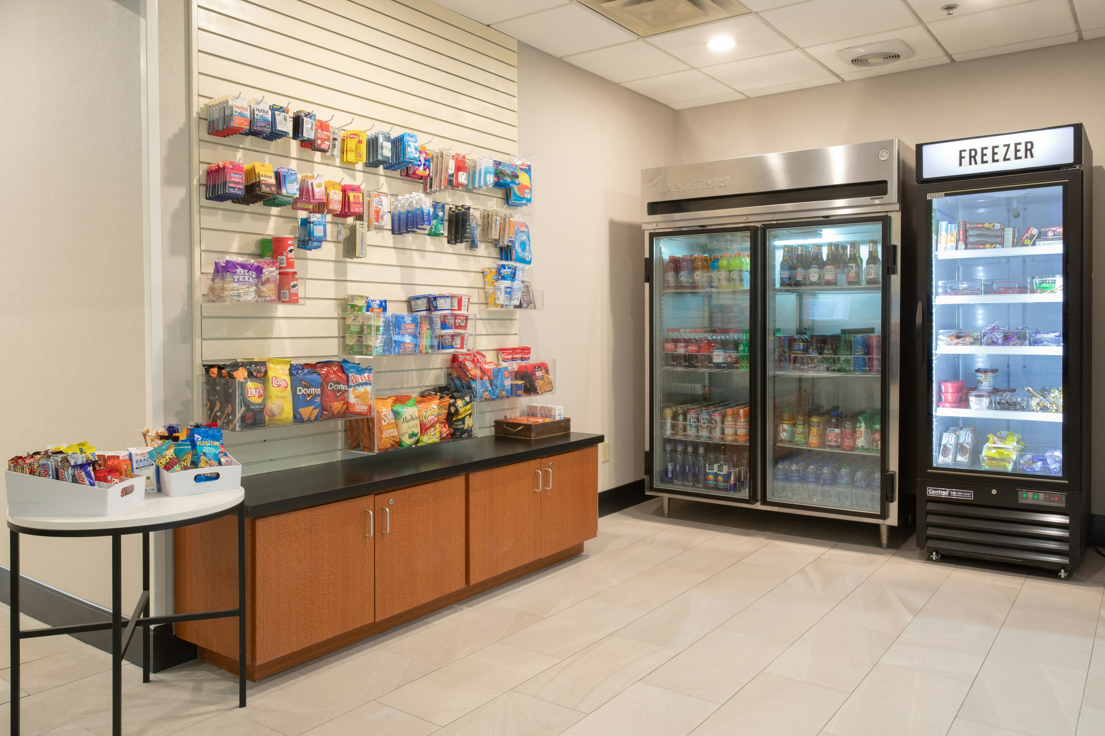 Holiday Inn and Suites Goodyear West Phoenix Area, an IHG Hotel 33/44
