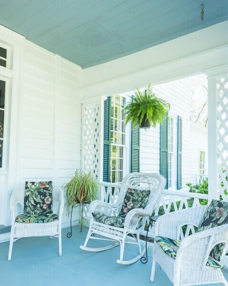 Oak Grove Bed and Breakfast 33/50