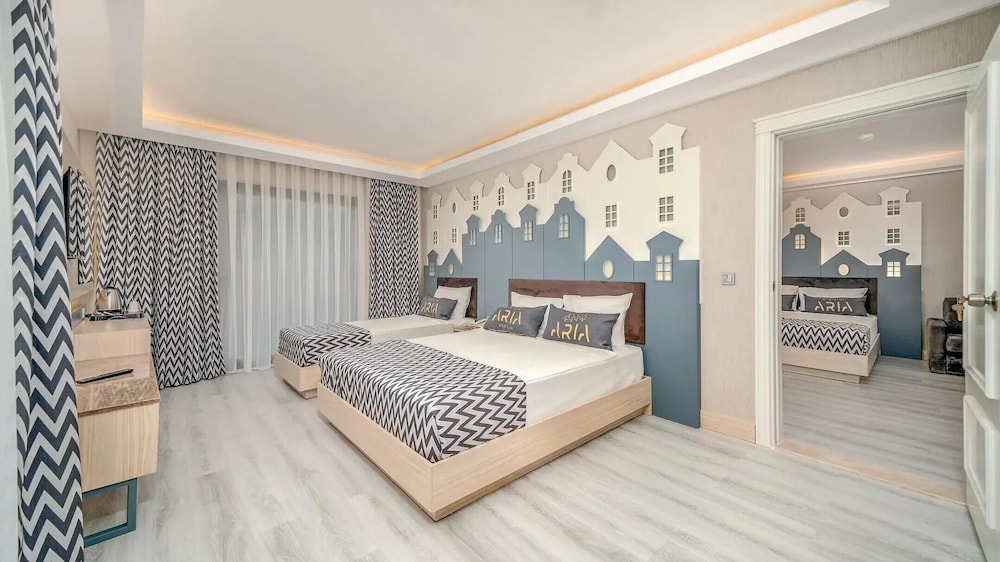 Aria Resort & Spa Hotel 15/60
