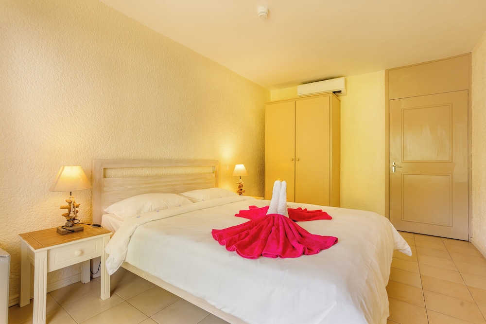 Cocotiers Seaside Boutik Hotel 11/50