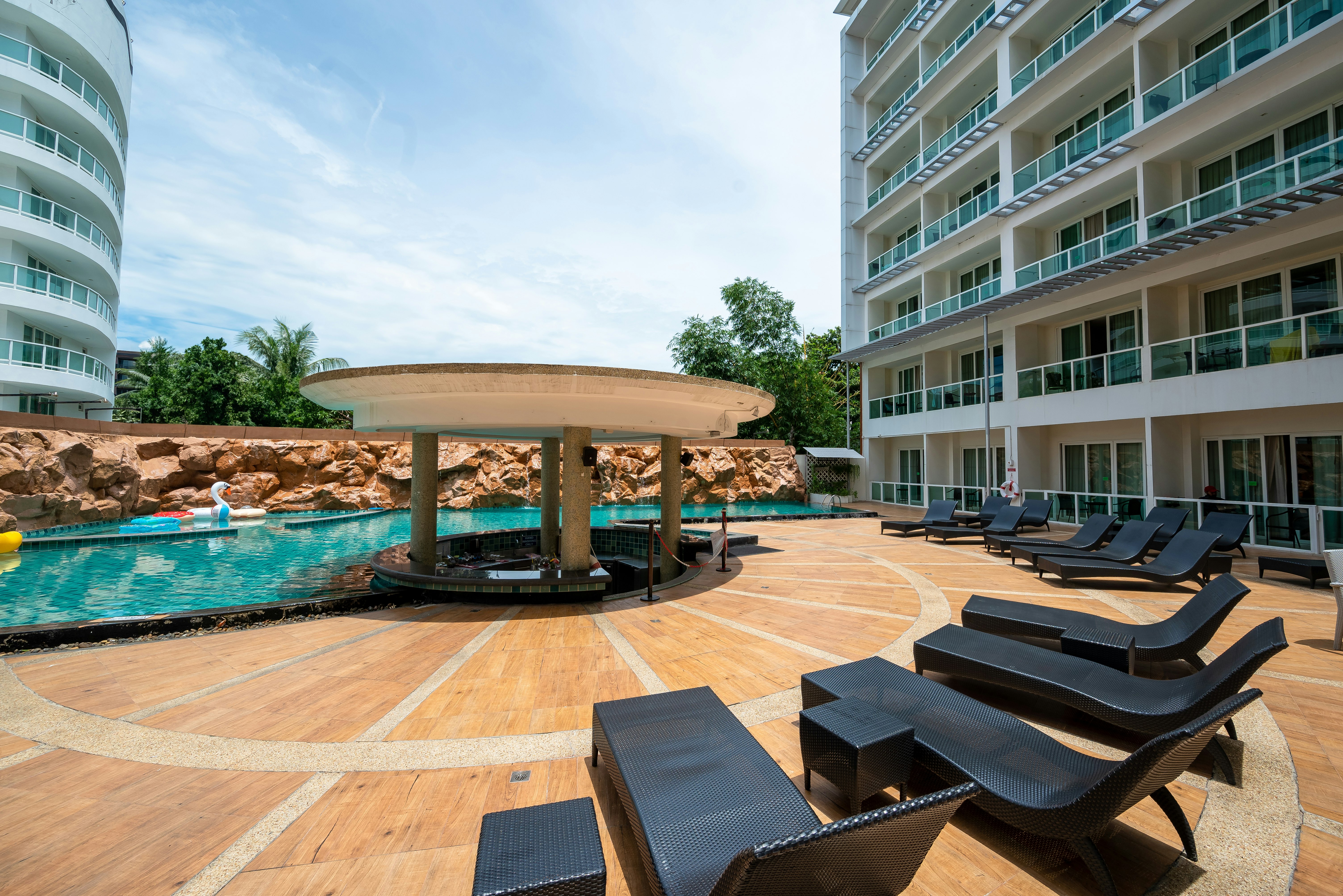 Centara Nova Hotel Pattaya 56/60