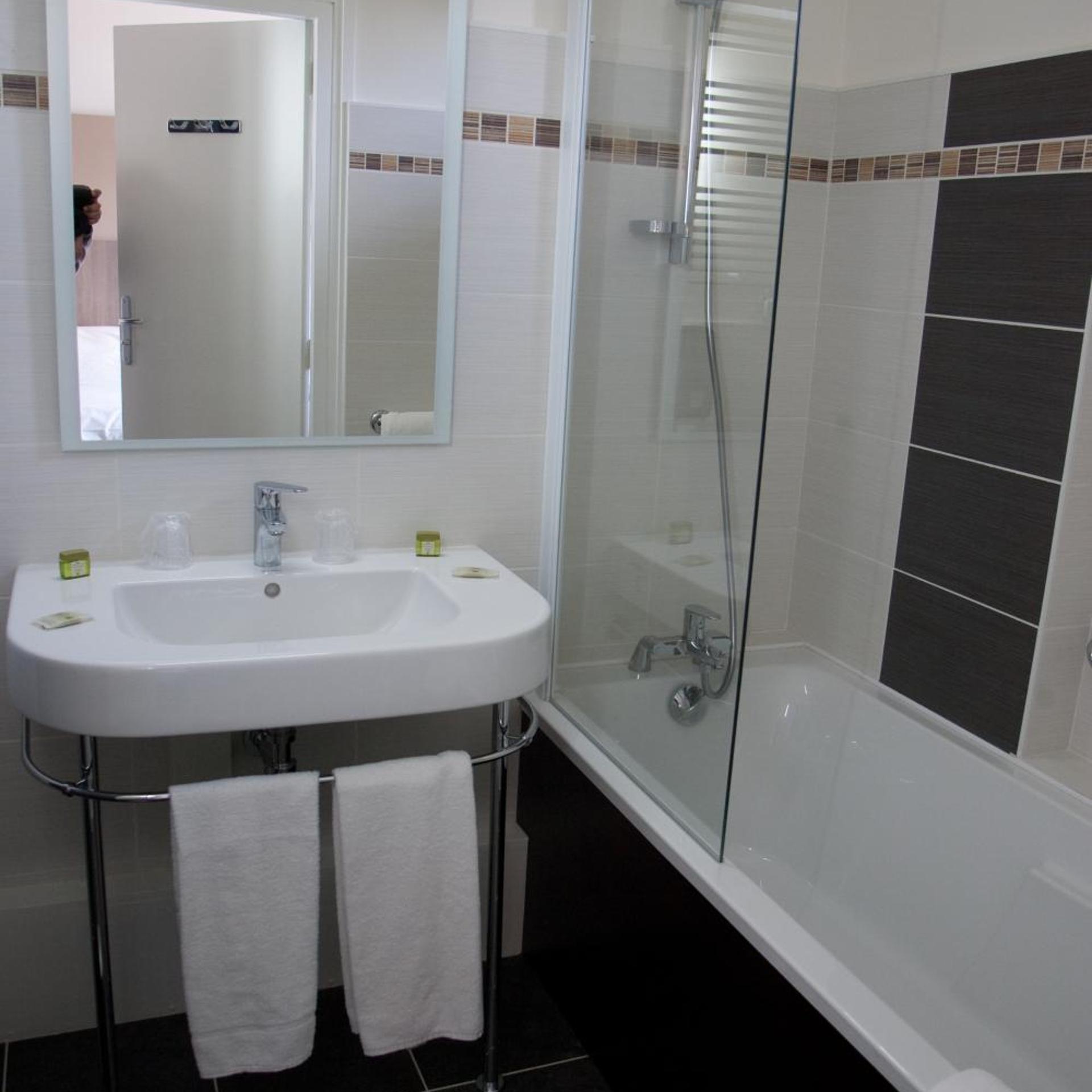 Logis Hotel Chartreuse 44/48