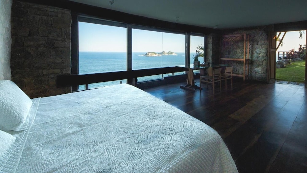 Cliffside Guest House Experience 23/67