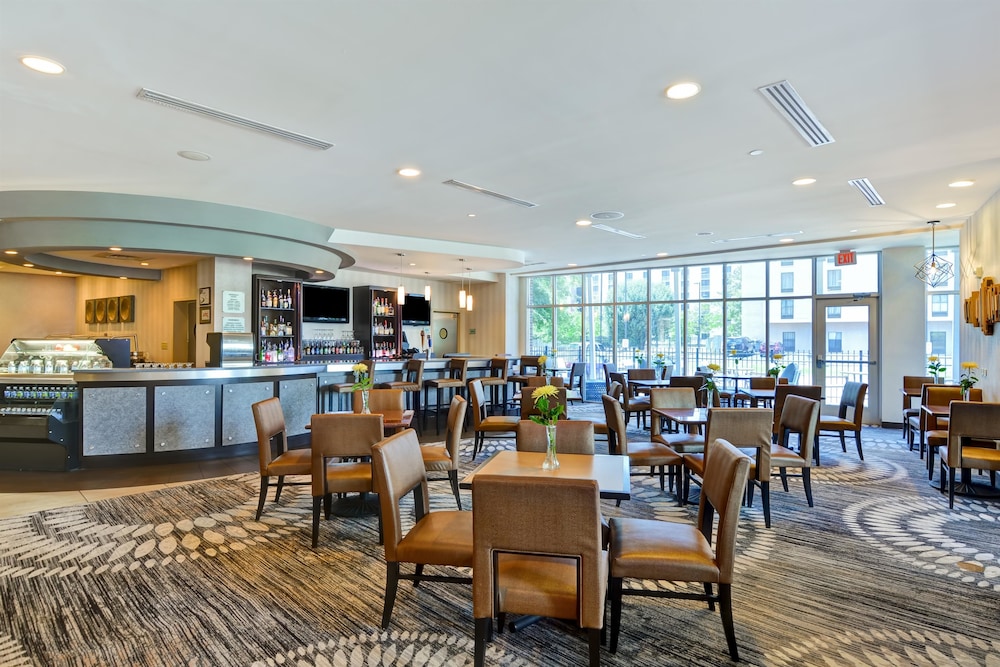 Doubletree By Hilton Baton Rouge 35/44