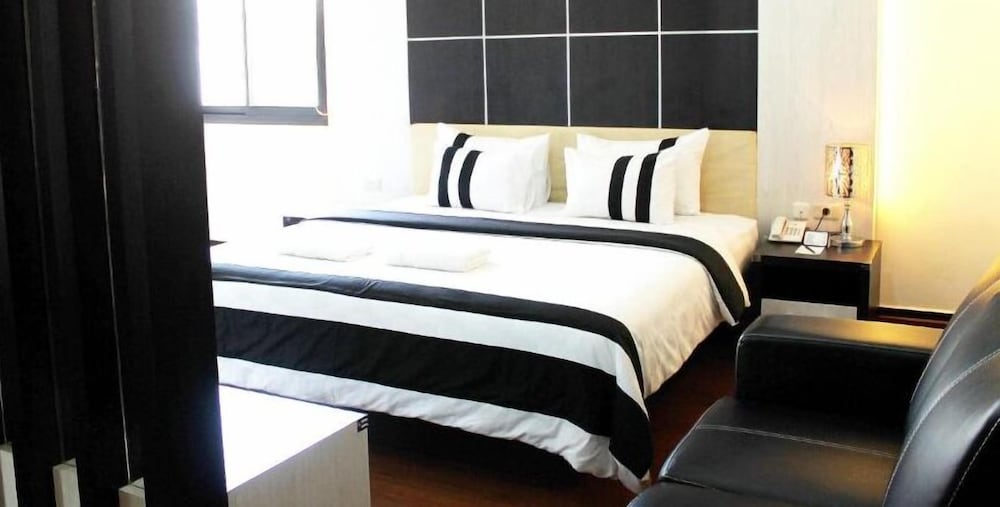 Hotel Harmony In Pontianak 29/62