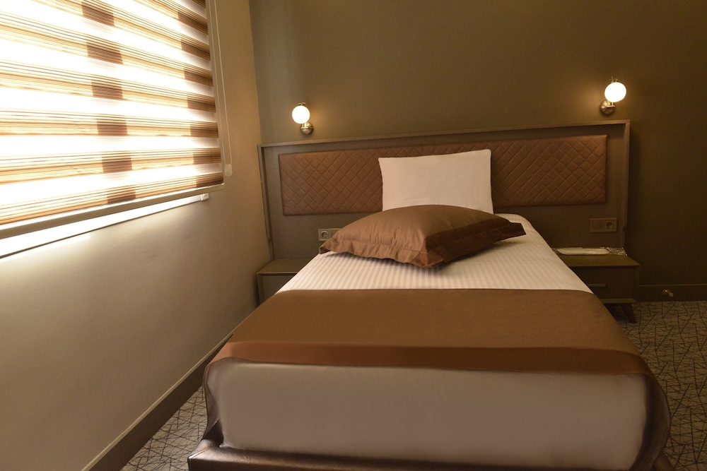 Turkeli Hotel 10/19