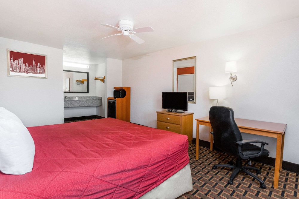 Ramada Limited San Angelo 16/47