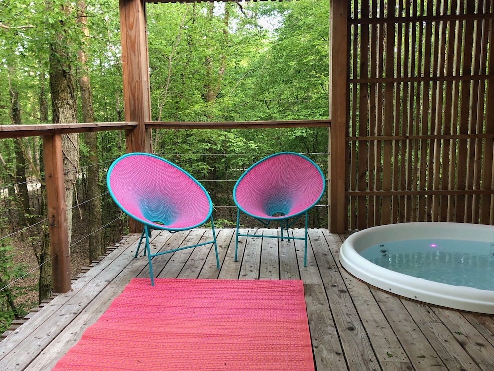 LOIRE VALLEY LODGES - HOTEL 26/50