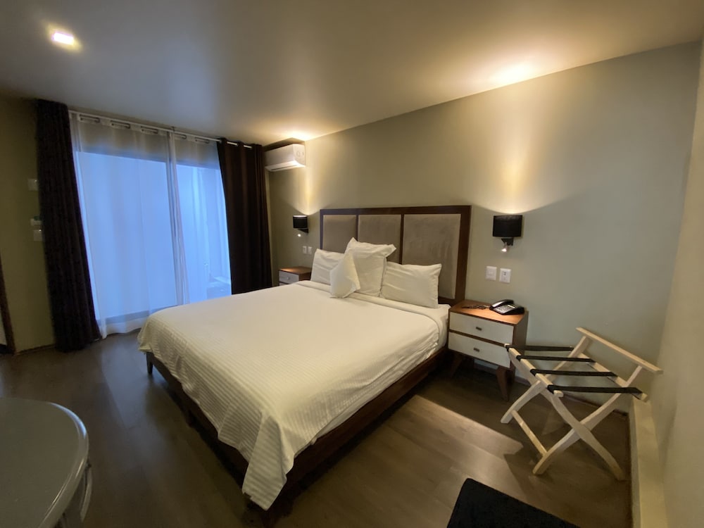 Suites Lerma 15/41