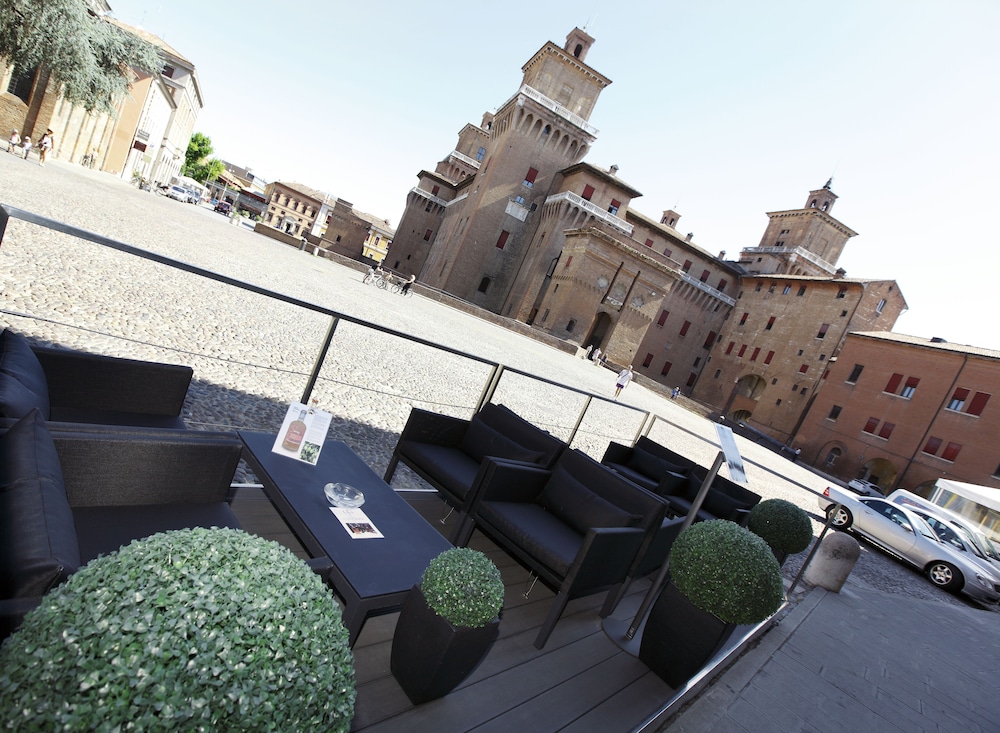 Hotel Annunziata 66/77