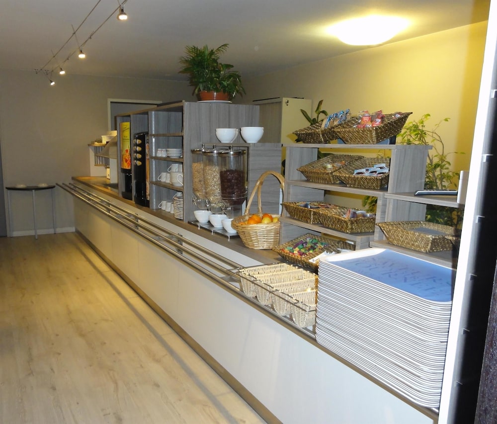 HOTEL KYRIAD TOULOUSE SUD - ROQUES 6/50