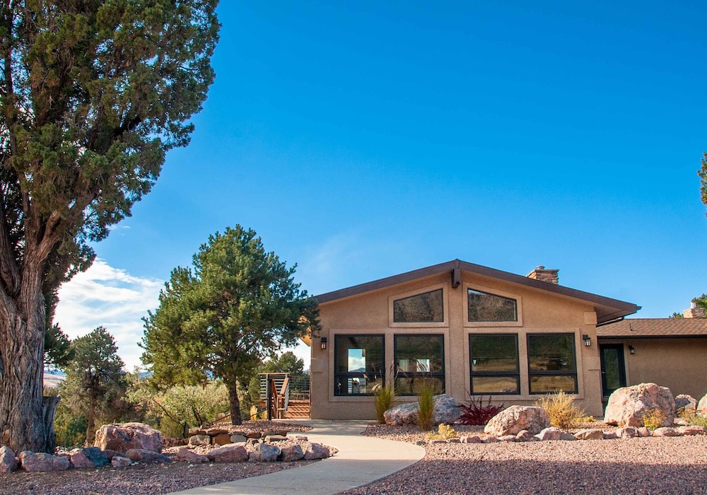 Royal Gorge Cabins 8/69
