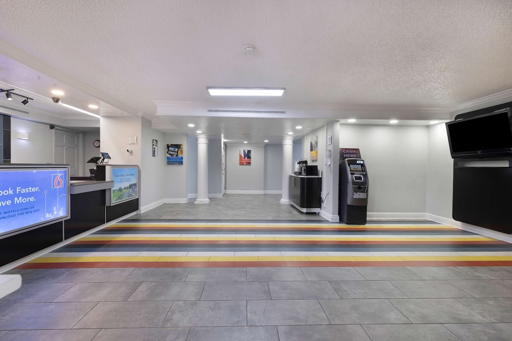 Motel6 Beaumont, TX 47/61