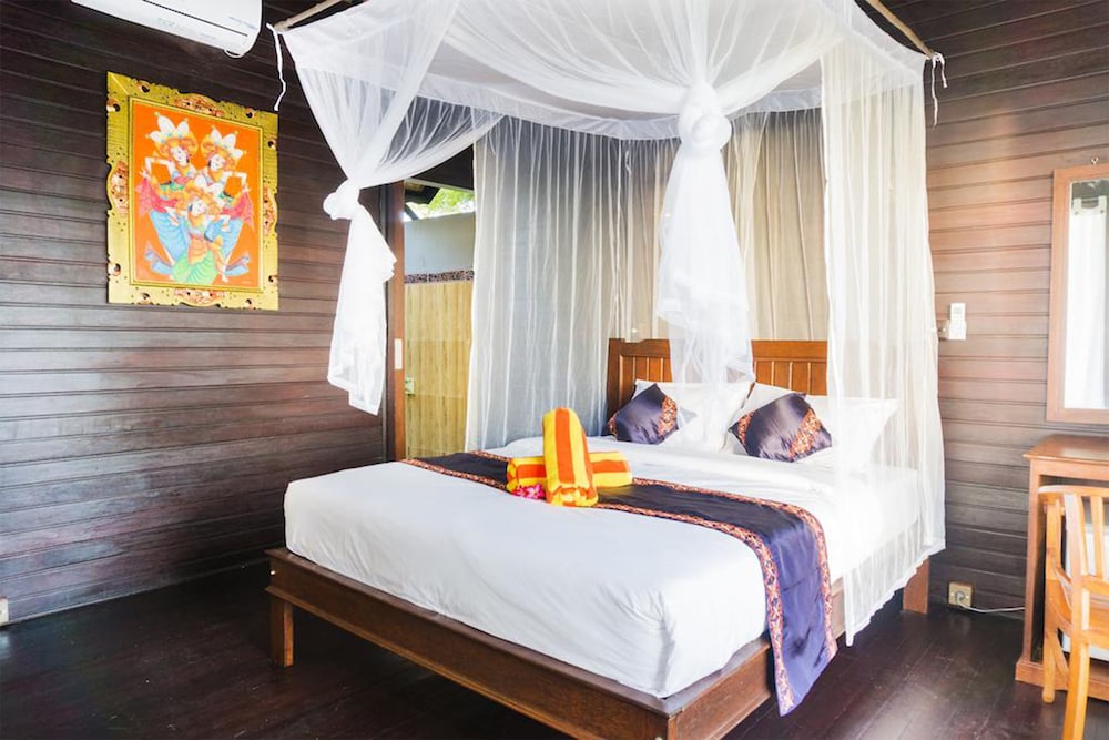 Sunrise Hut's Lembongan 21/54