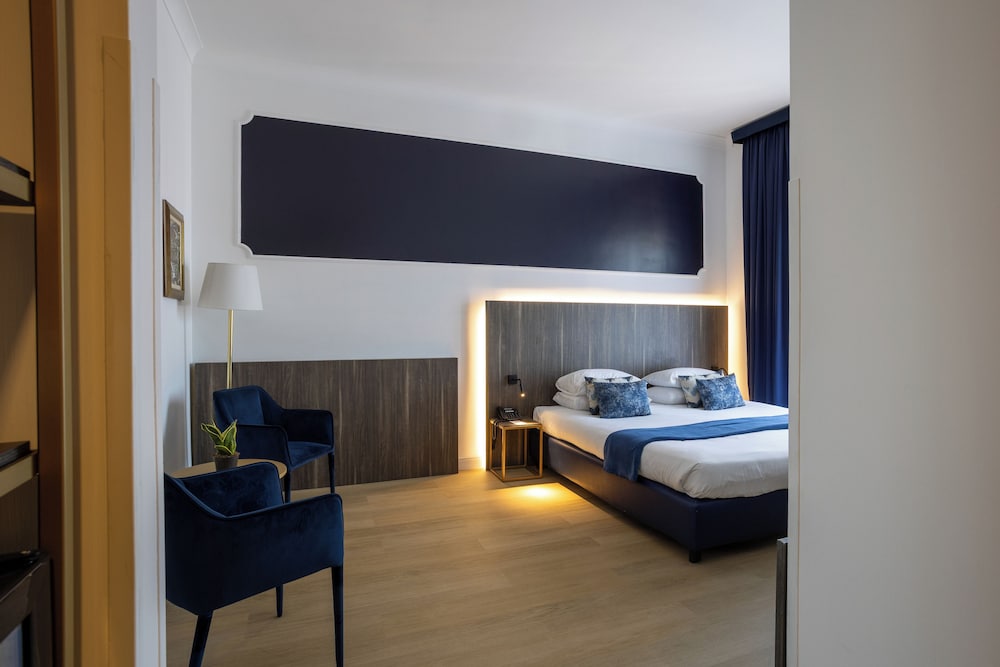 STUDIO, SUITE, GARDEN VIEW, BALCONY