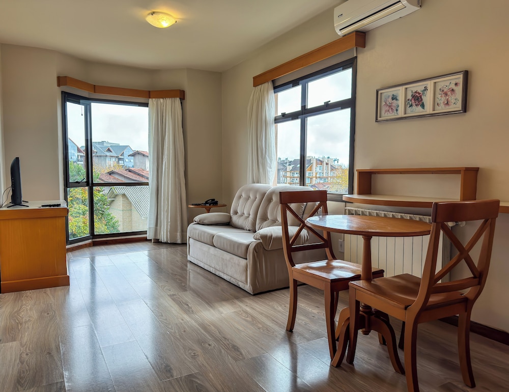 Hotel Tissiani Canela 48/75