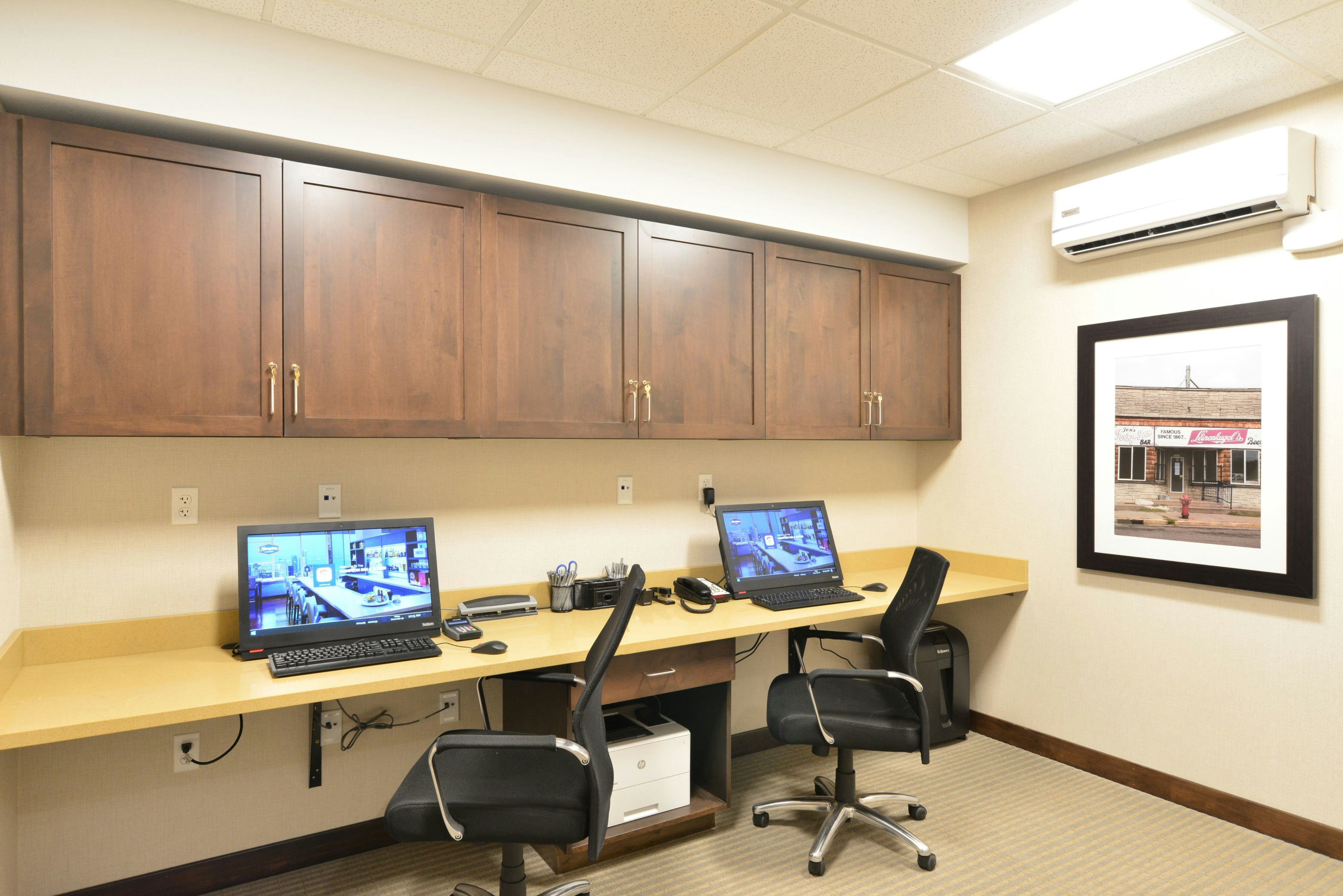 Hampton Inn & Suites Menomonie-UW Stout 38/39