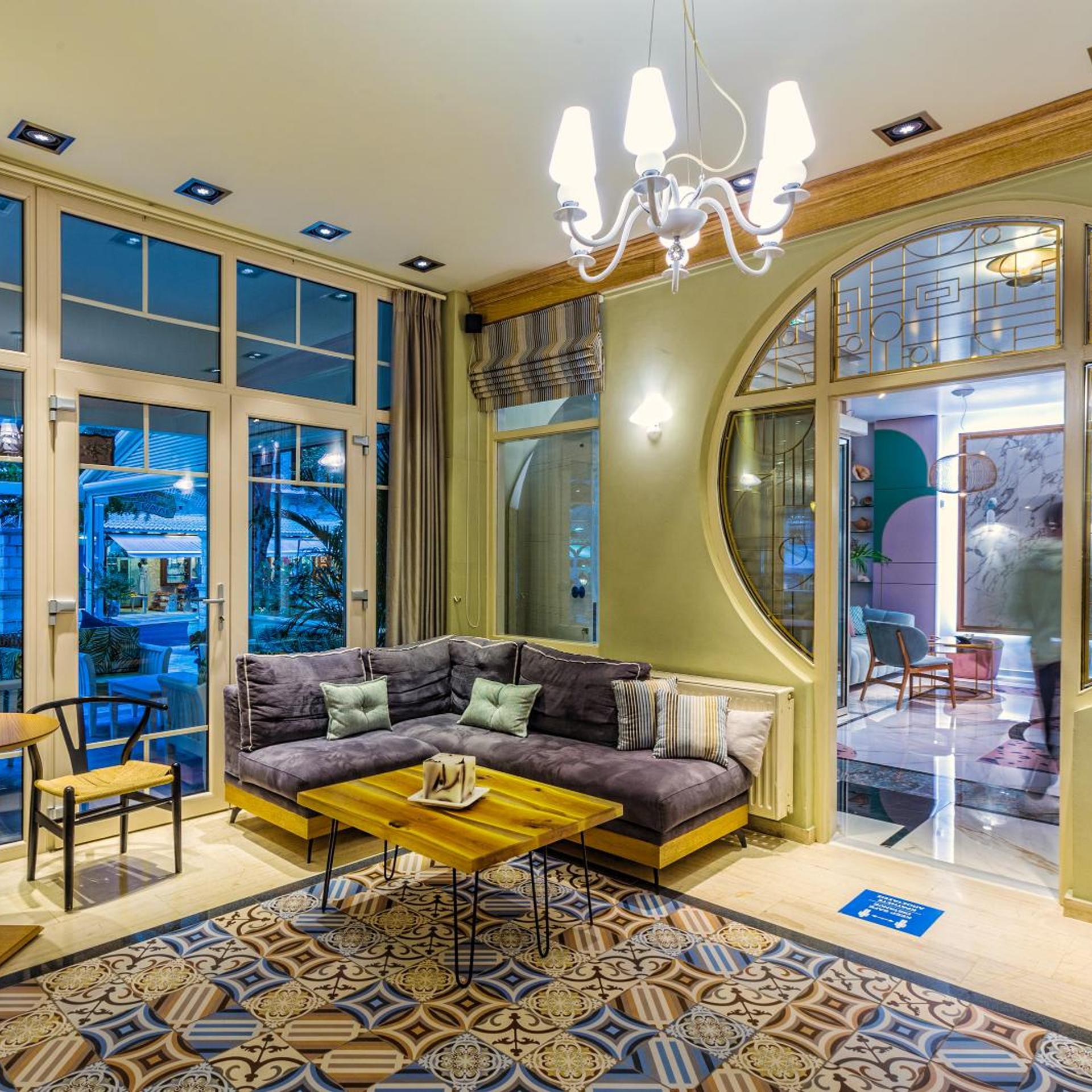 Maistrali Hotel 34/52