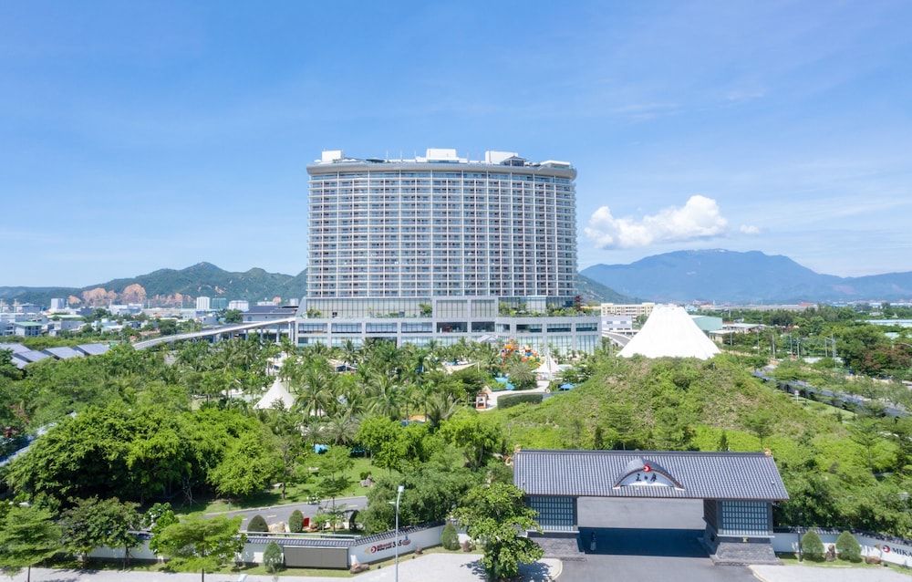 Da Nang Mikazuki Japanese Resorts and Spa in DA NANG