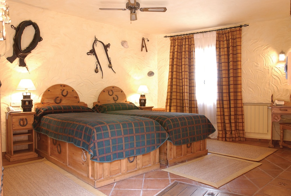 Amanhavis Hotel 9/41
