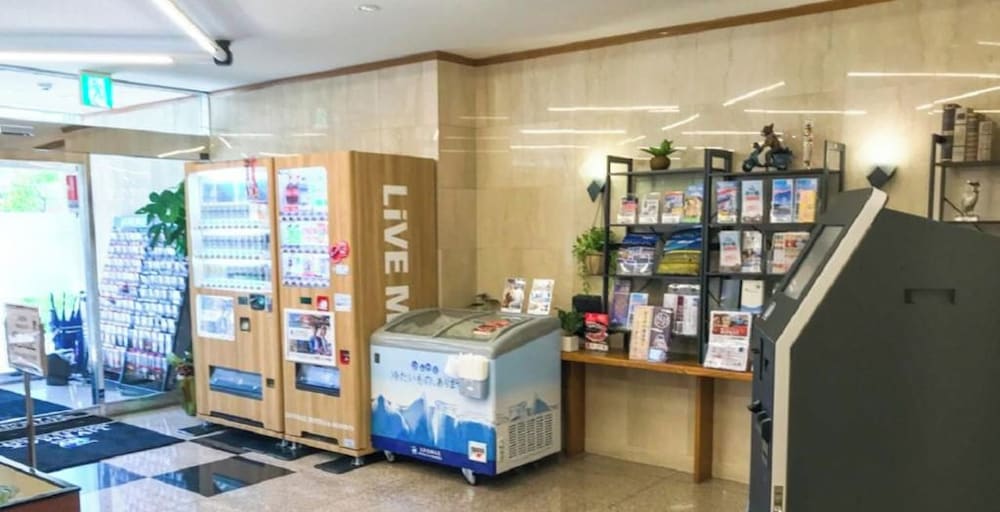 Hotel Livemax Budget Fuji Station 6/22