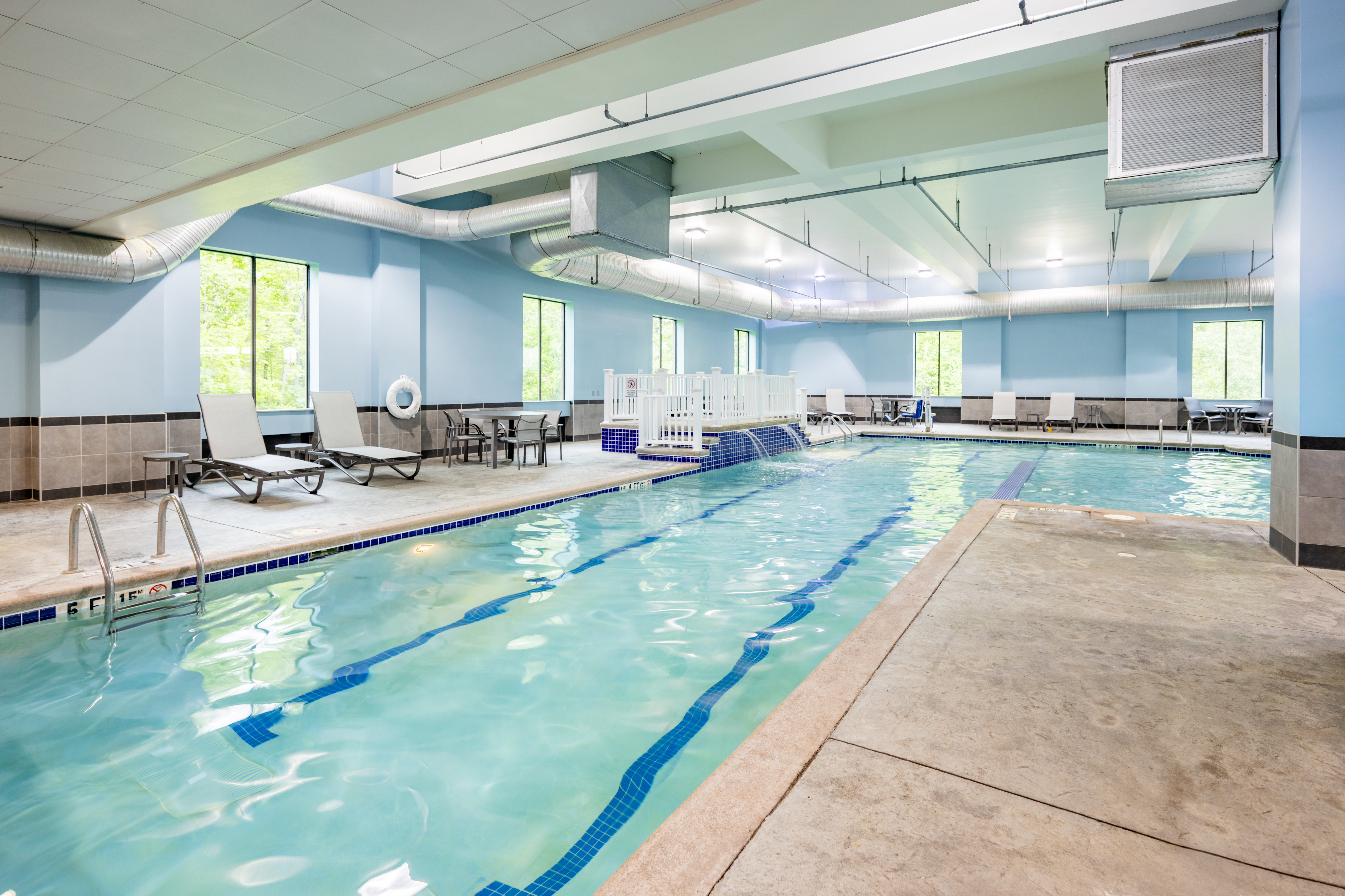 Holiday Inn Express Hotel Suites Columbus Polaris Parkway 43/77