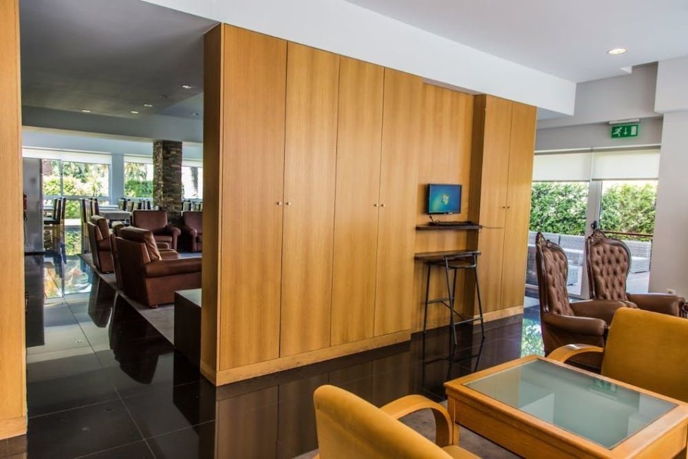 Columbano Hotel Residencial 50/50