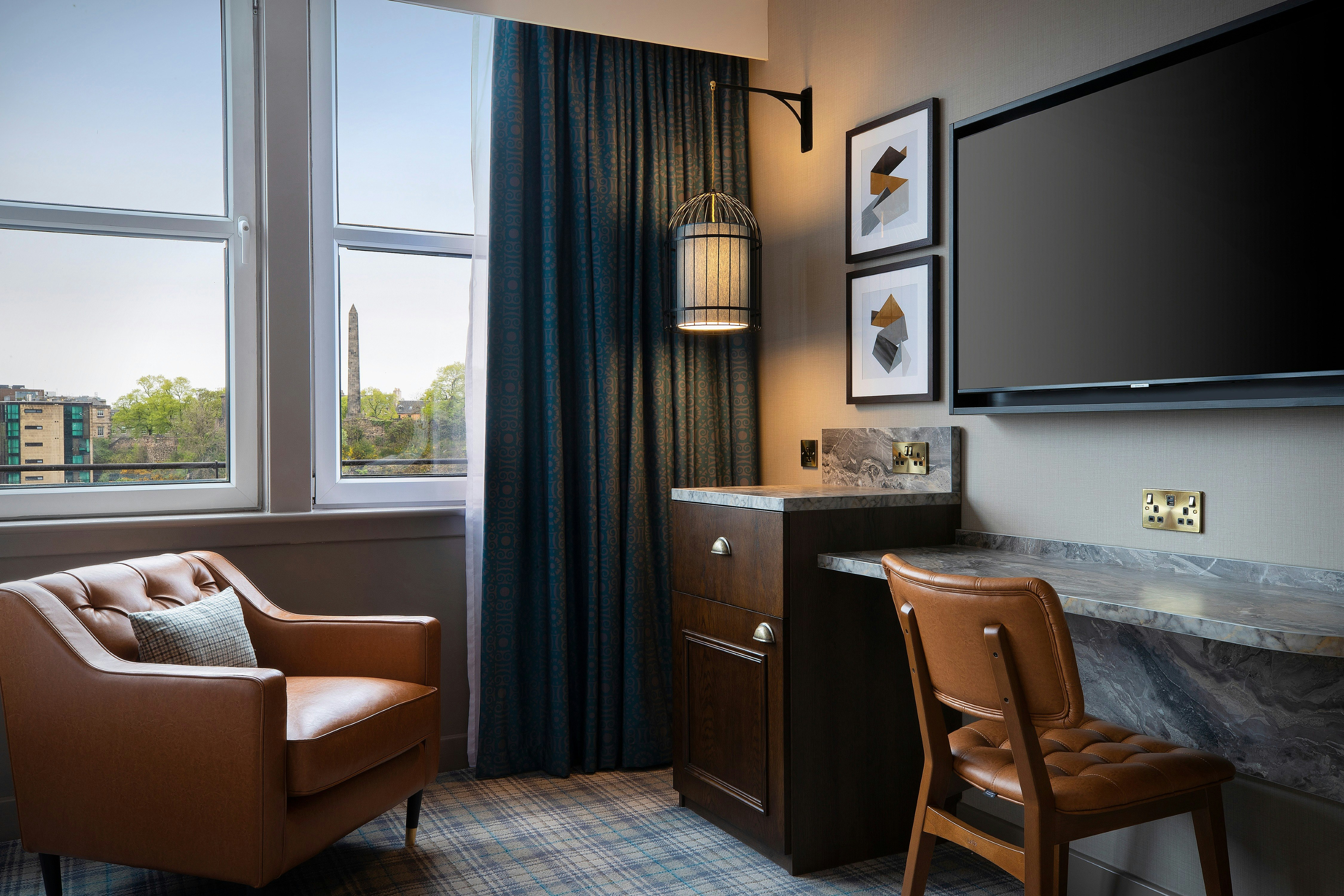 Leonardo Royal Hotel Edinburgh 43/49