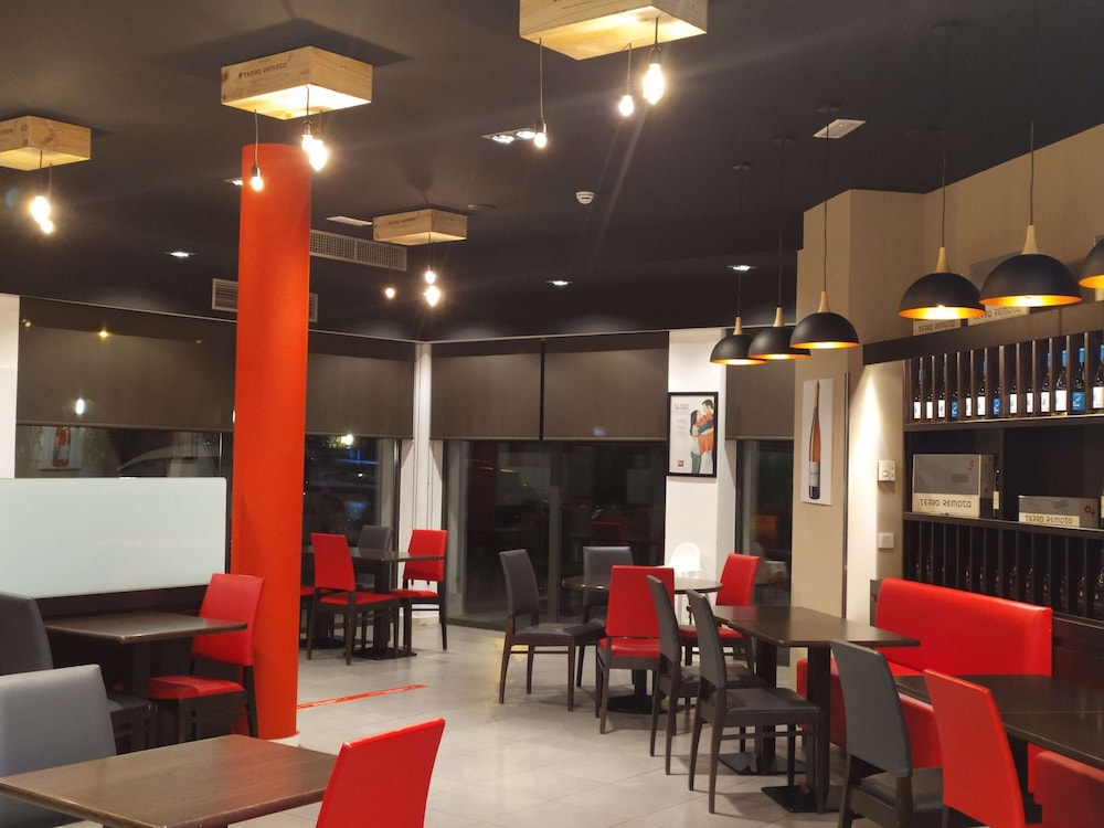 Ibis Girona Costa Brava 47/50
