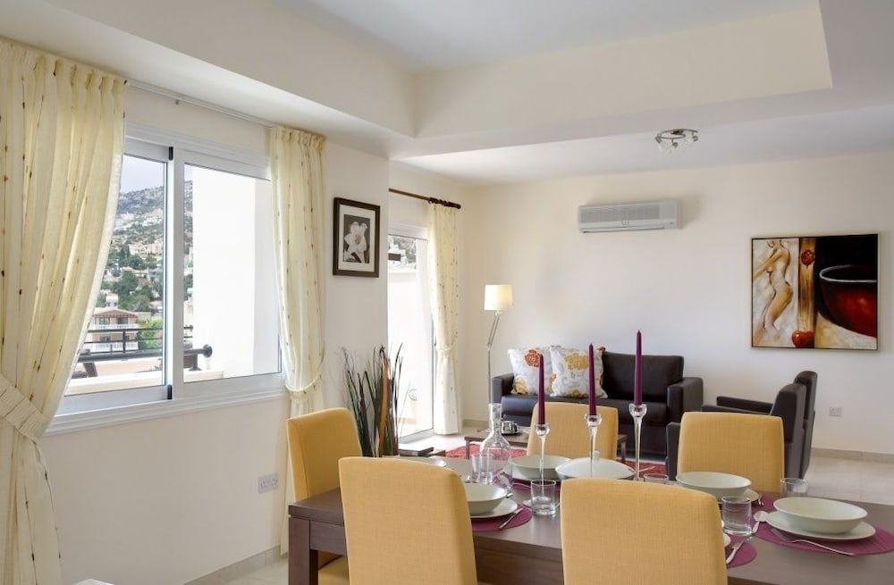 CLUB CORAL VIEW RESORT 45/53