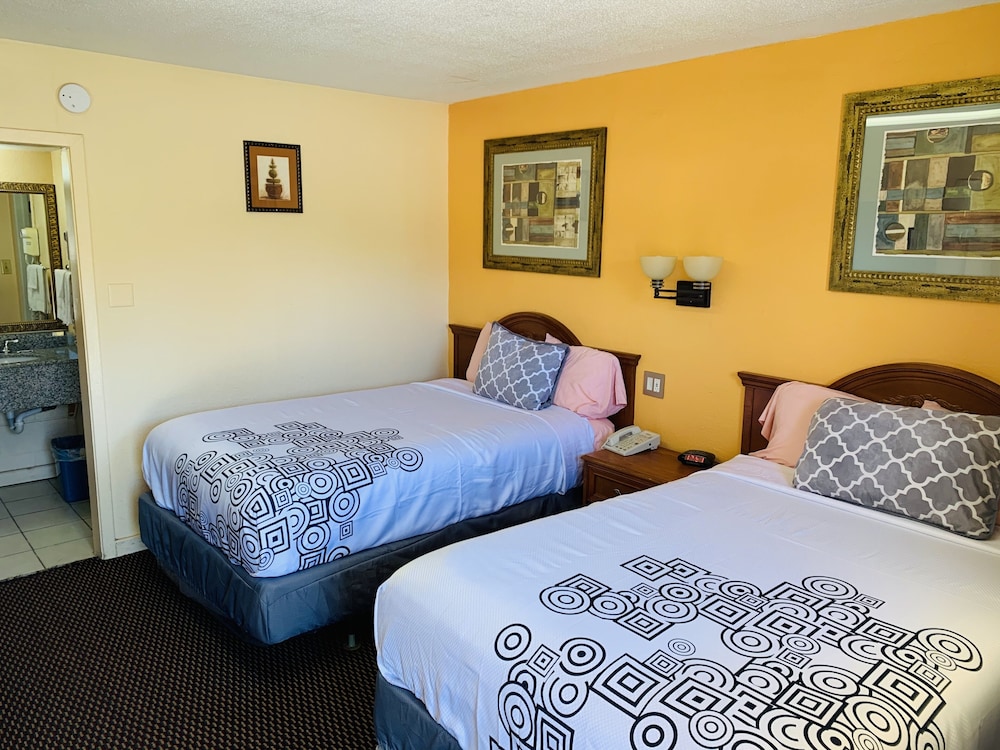 Budget Inn Jonesboro 8/32