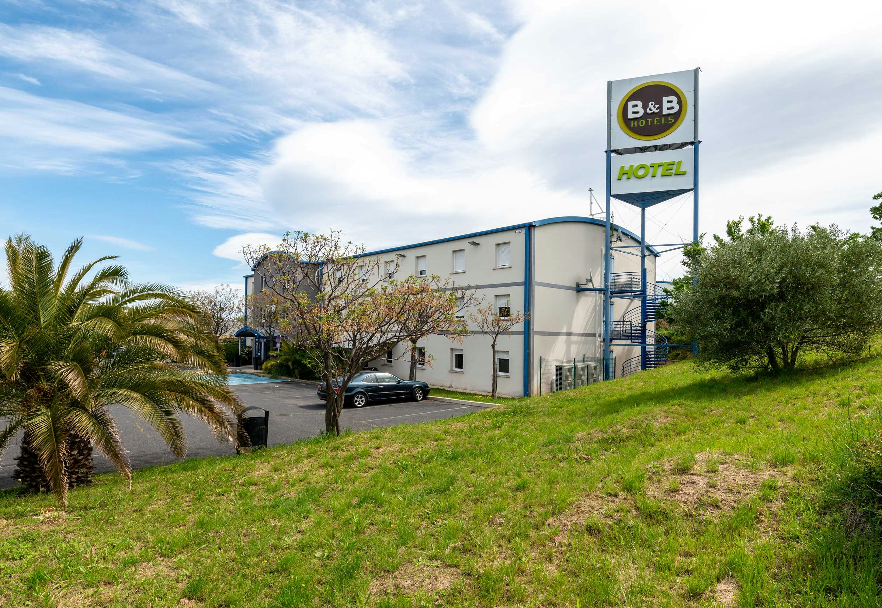 B&B HOTEL Pezenas 23/24