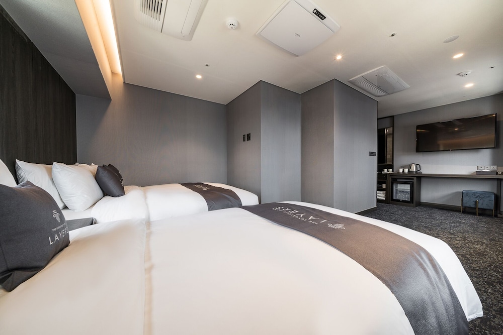 Layers Hotel Hadan 17/50