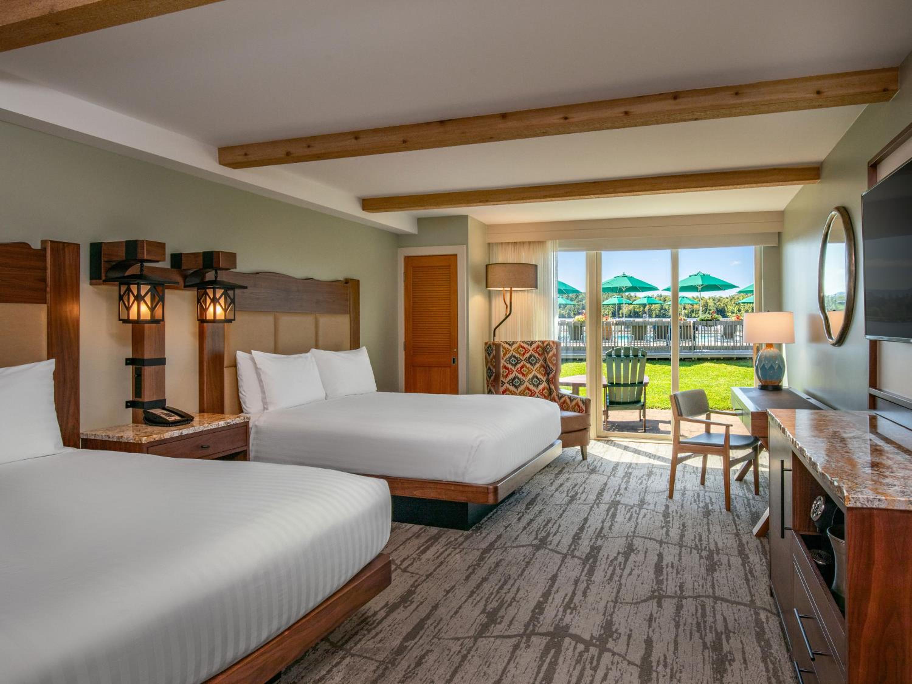 Collection, Queen Bed, Water Front, Pool Side