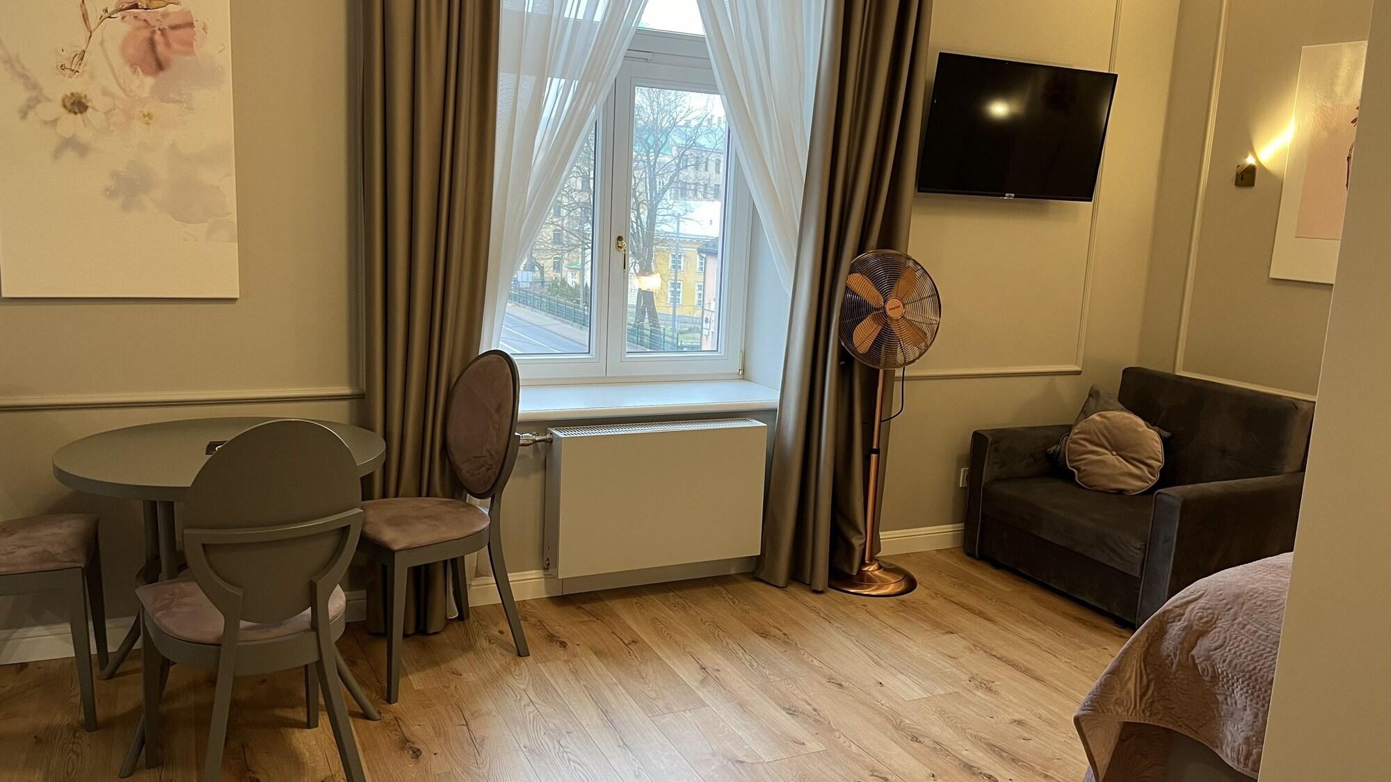 Aparthotel Amella 32/49