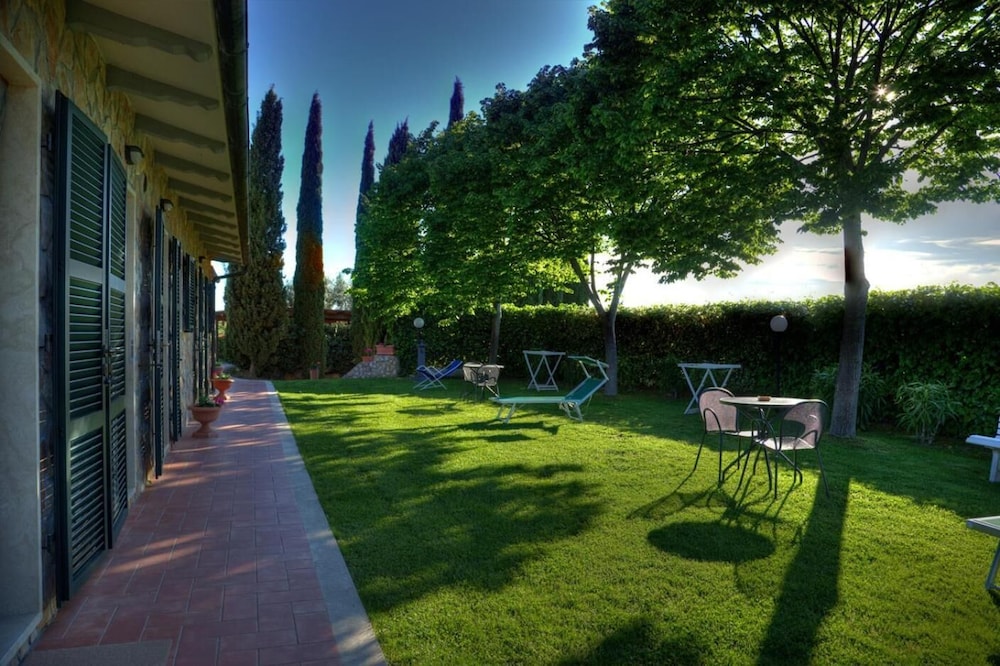 Agriturismo Poggio Del Drago 40/50