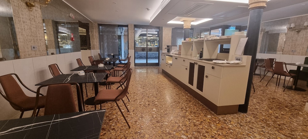 Albergo San Marco 44/54