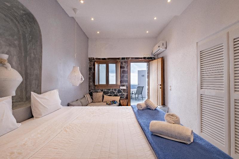 EXECUTIVE, DOUBLE OR TWIN BED, CALDERA VIEW