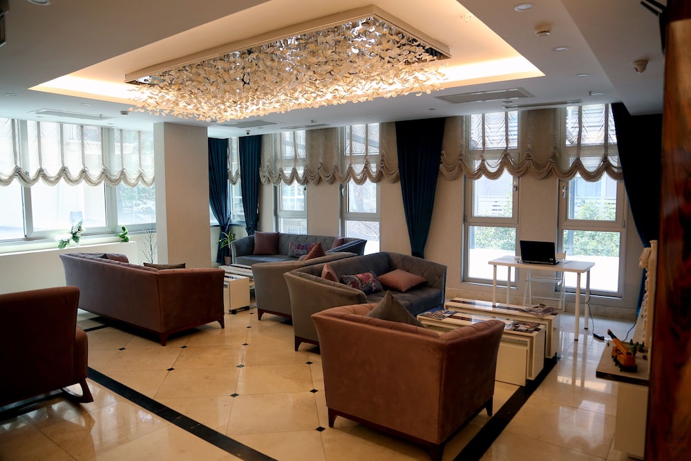 Seven Deep Hotel 37/42