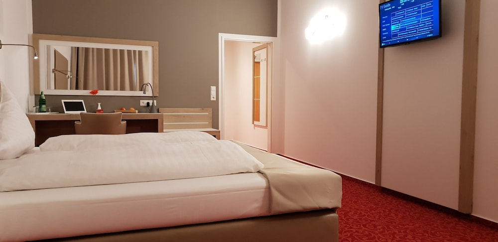 Confour Hotel 15/50