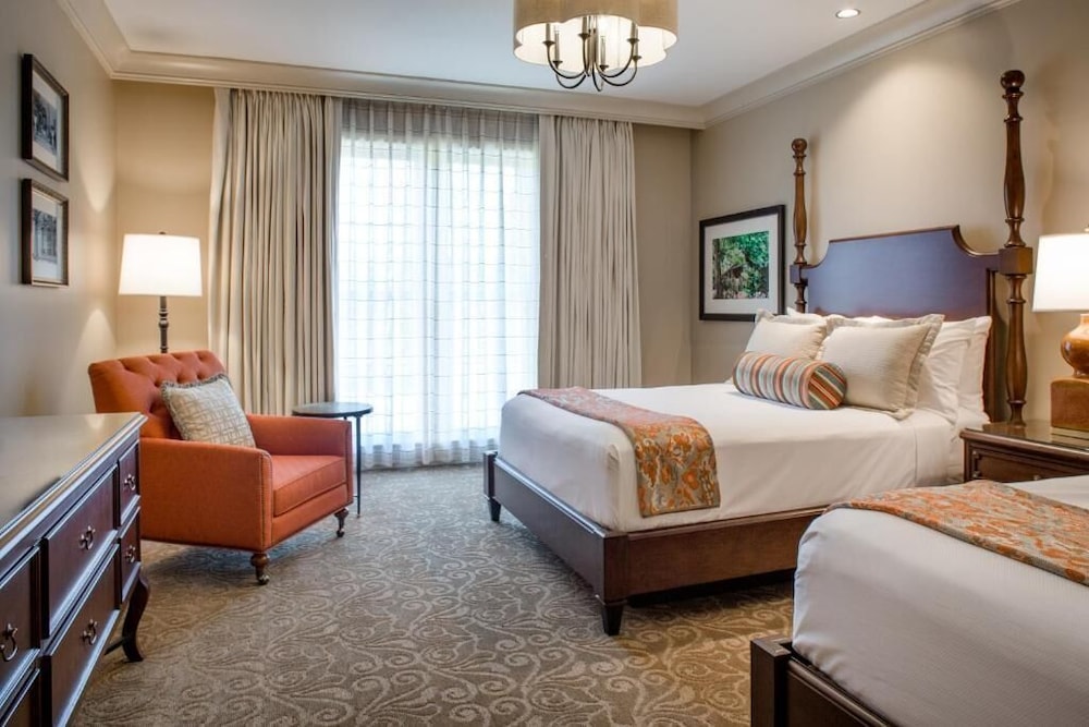 غرفة بسريرين كوين لذوي الإعاقة، Barnsley Resort 2/3