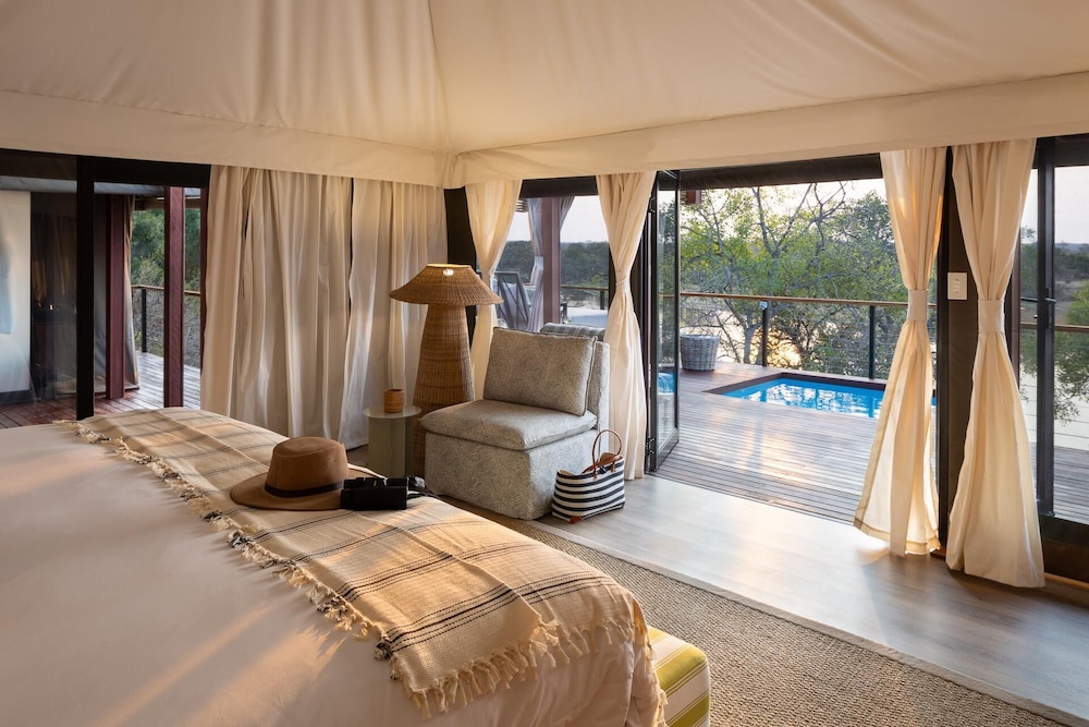 Simbavati Hilltop Lodge 22/50