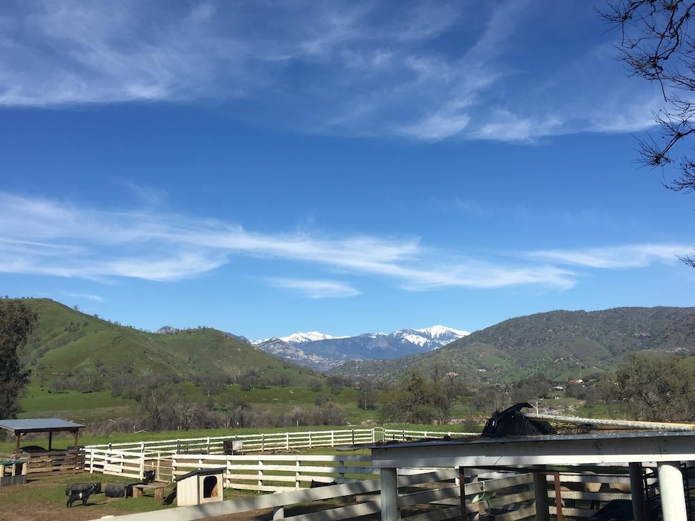 Lazy J Ranch-Americas Best Value Inn 35/52