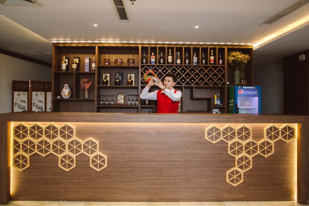 Reyna Hotel Hanoi 5/50