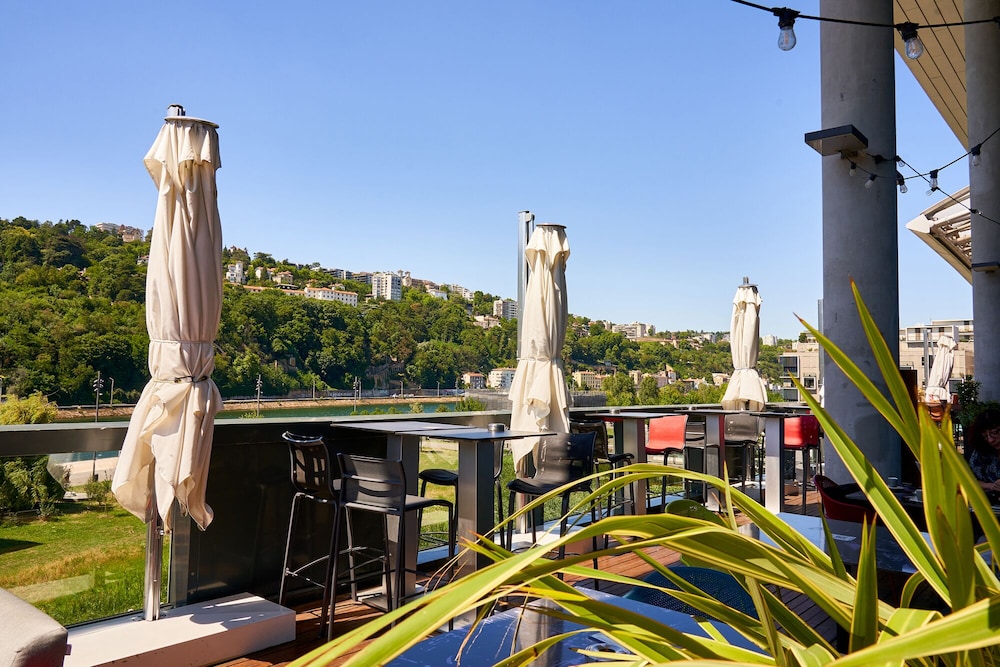 Novotel Lyon Confluence 71/80