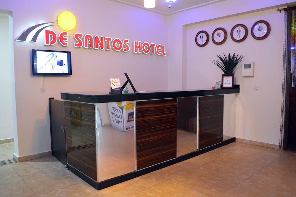 De Santos Hotel 3/39