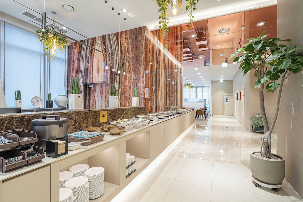 Kwangsu Hotel 14/52
